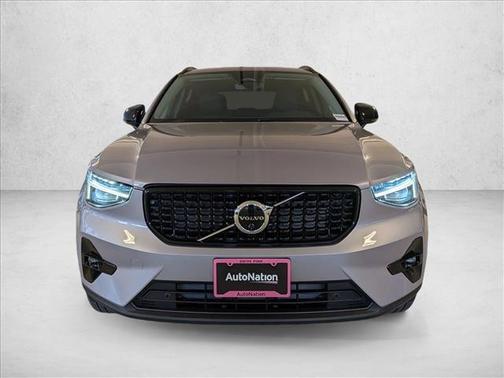 Aurora Silver 2026 Volvo XC40 Ultra, B5 AWD Gas (mild hybrid), Dark