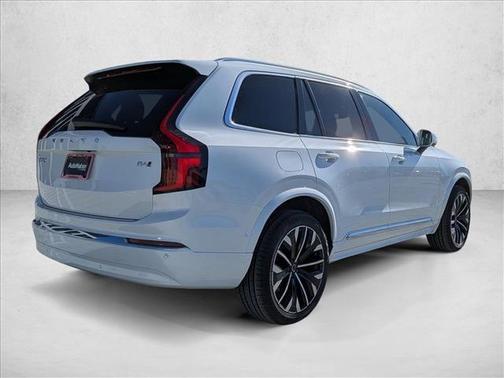 2026 Volvo XC90 B6 Plus 7-Seater