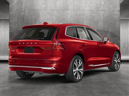 2025 Volvo XC60 Plug-In Hybrid T8 Plus