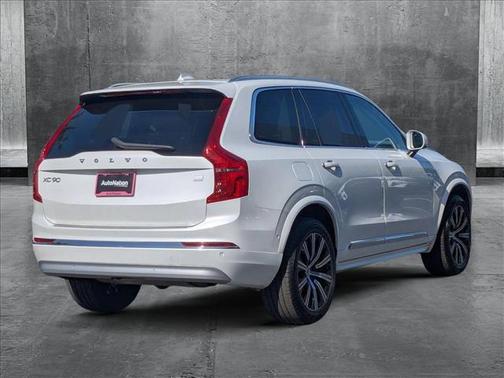 2022 Volvo XC90 Recharge Plug-In Hybrid T8 Inscription 6 Passenger