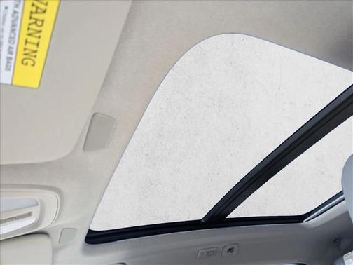 2026 Volvo XC40 Plus, B4 FWD Gas (mild hybrid), Dark