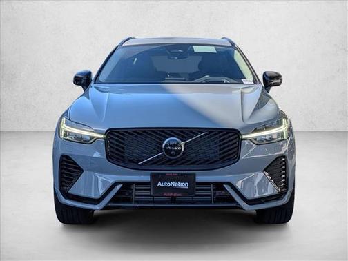 Vapour Grey Metallic 2026 Volvo XC60 Plug-In Hybrid Ultra, T8 AWD Electric/Gasoline, Dark