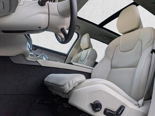 2026 Volvo XC90 Ultra, B6 AWD Gas (mild hybrid), Gasoline, Bright, 7 Seats