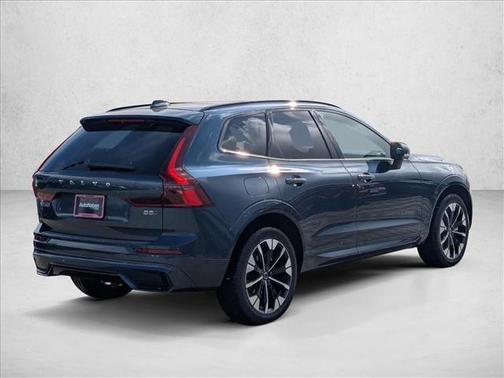 Denim Blue Metallic 2026 Volvo XC60 B5 Plus