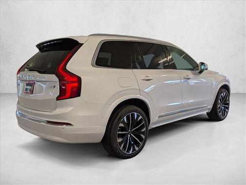 2026 Volvo XC90 B6 Ultra 7-Seater