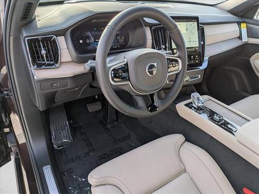 2026 Volvo XC90 B6 Ultra 6-Seater