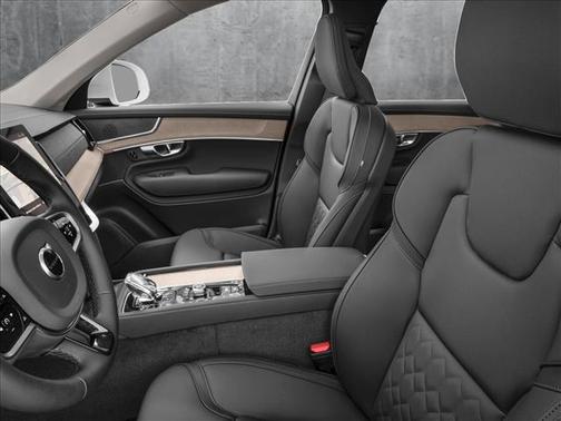 2026 Volvo XC90 B6 Ultra 7-Seater