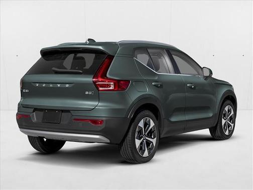 Forest Lake 2026 Volvo XC40 Core, B4 FWD Gas (mild hybrid), Dark