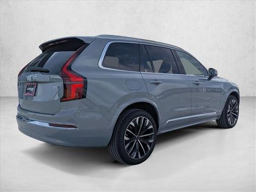 2026 Volvo XC90 B6 Plus 7-Seater