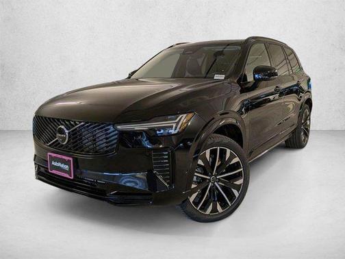 Onyx Black Metallic 2026 Volvo XC90 B6 Ultra Dark Theme 7-Seater