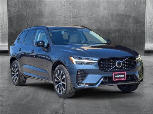 2025 Volvo XC60 B5 Core