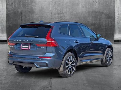 2025 Volvo XC60 B5 Core