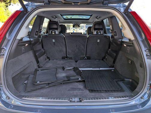 2023 Volvo XC90 Recharge Plug-In Hybrid T8 Plus Bright Theme 7-Seater