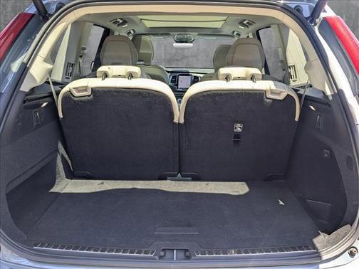 2023 Volvo XC90 Recharge Plug-In Hybrid T8 Ultimate 6-Seater