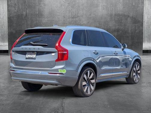 2023 Volvo XC90 Recharge Plug-In Hybrid T8 Ultimate 6-Seater