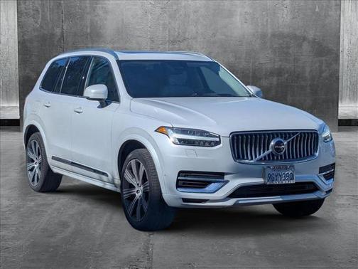 2023 Volvo XC90 Recharge Plug-In Hybrid T8 Ultimate 6-Seater