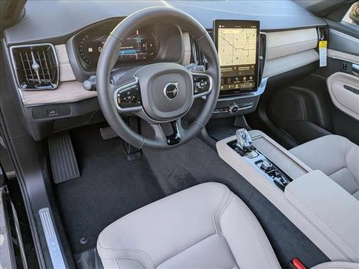 2026 Volvo XC90 B5 Plus 7-Seater