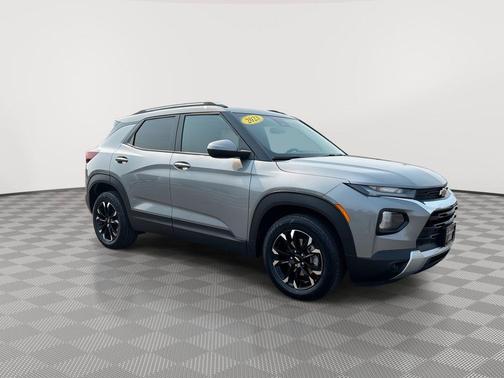 Sterling Gray Metallic 2023 Chevrolet Trailblazer LT