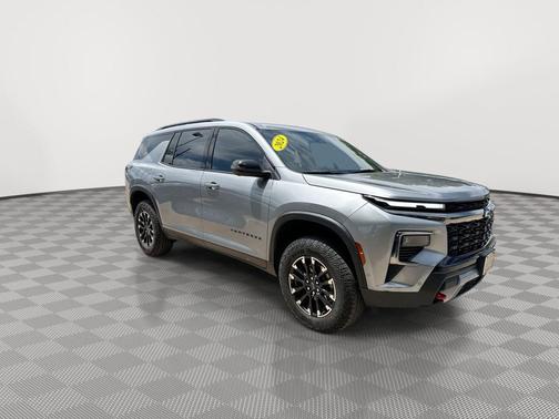 Sterling Gray Metallic 2024 Chevrolet Traverse AWD Z71