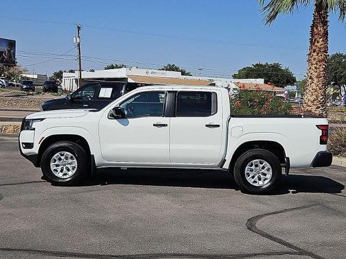 2025 Nissan Frontier S