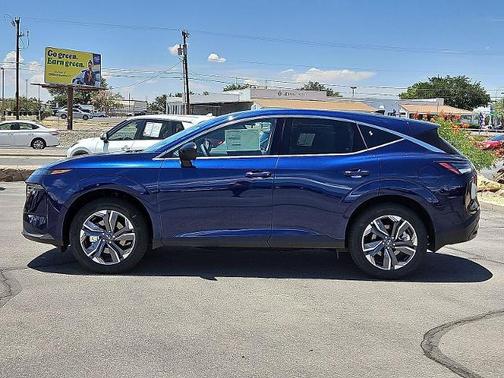 2025 Nissan Murano SV