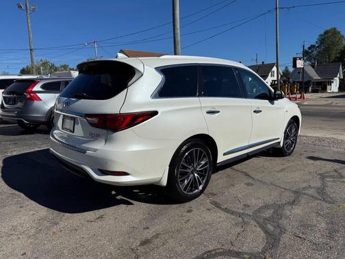 2017 INFINITI QX60 Base
