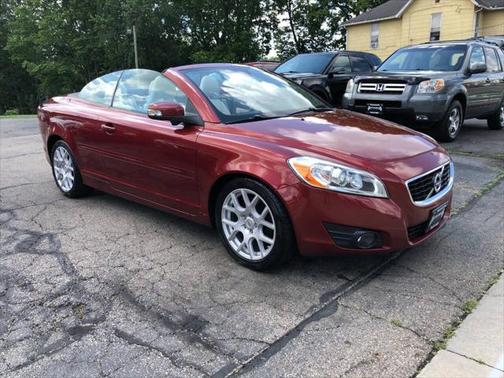 2011 Volvo C70 T5 2dr Convertible