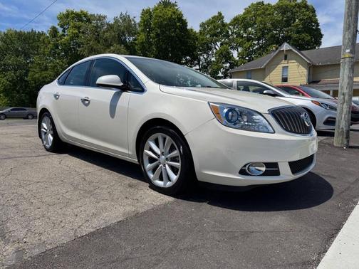 White Diamond Tricoat 2014 Buick Verano Leather Group