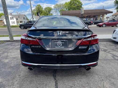 Crystal Black Pearl 2017 Honda Accord Sport SE