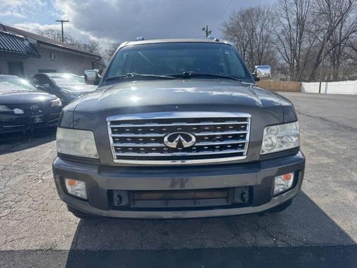 2010 INFINITI QX56 Base