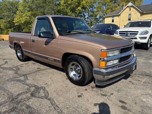 1995 Chevrolet 1500 C1500 Cheyenne 2dr Standard Cab LB