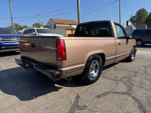 1995 Chevrolet 1500 C1500 Cheyenne 2dr Standard Cab LB