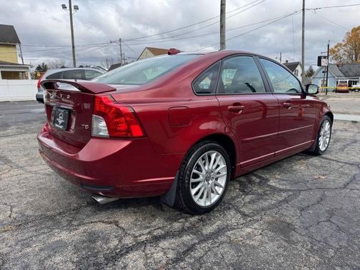 2011 Volvo S40 T5
