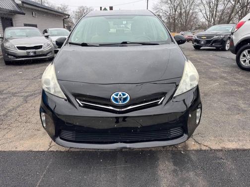 2012 Toyota Prius v Two