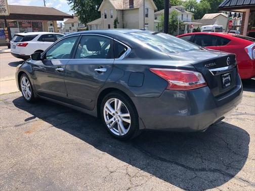 2013 Nissan Altima 3.5 SV