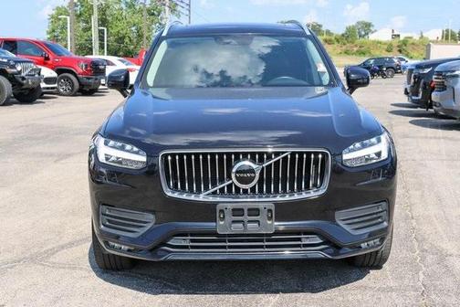 2021 Volvo XC90 T5 Momentum 7 Passenger