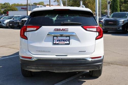 2024 GMC Terrain SLT