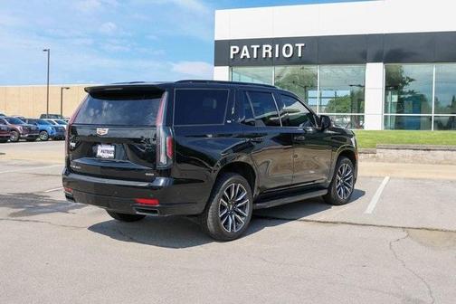 2023 Cadillac Escalade Sport