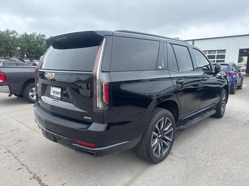 2023 Cadillac Escalade Sport