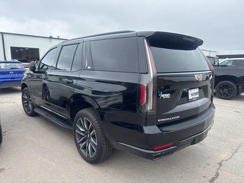 2023 Cadillac Escalade Sport