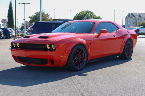 Go Mango! 2019 Dodge Challenger SRT Hellcat
