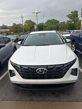 Quartz White 2022 Hyundai TUCSON SEL