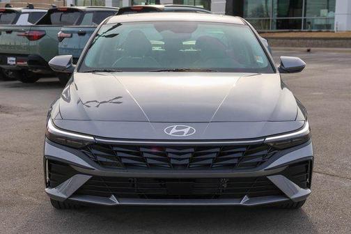 Metal 2026 Hyundai ELANTRA HEV Limited