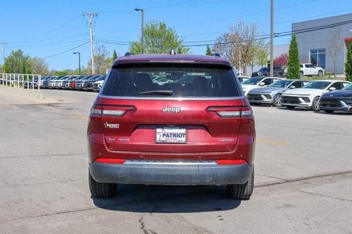 2023 Jeep Grand Cherokee L Laredo