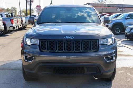 2020 Jeep Grand Cherokee Laredo E