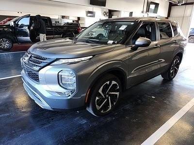 2022 Mitsubishi Outlander SE