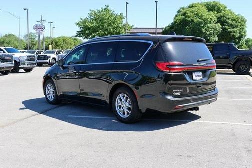 2021 Chrysler Pacifica Touring-L