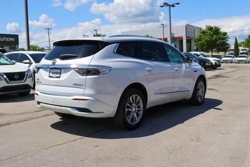 2022 Buick Enclave Avenir
