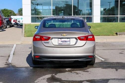2025 Chevrolet Malibu LT