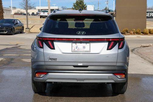 Shimmering Silver 2026 Hyundai TUCSON Hybrid SEL Convenience